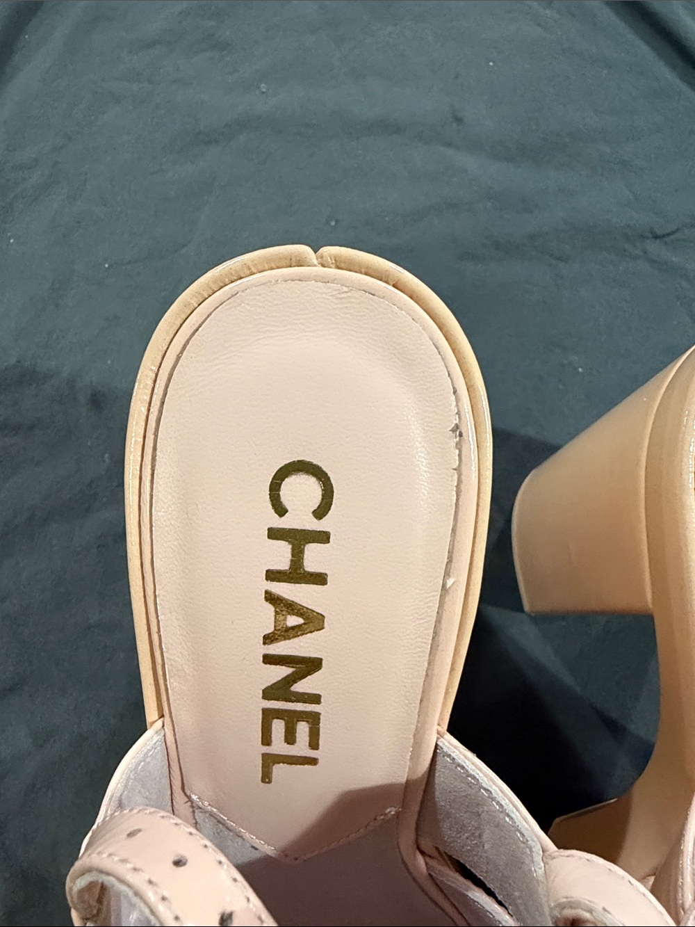 CHANEL Blush Pink Patent Leather Platform Slingback Sandals (Authentic) - Picture 14 of 16